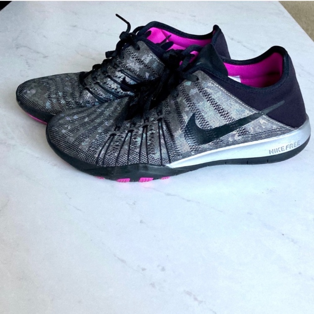 Women’s nikes